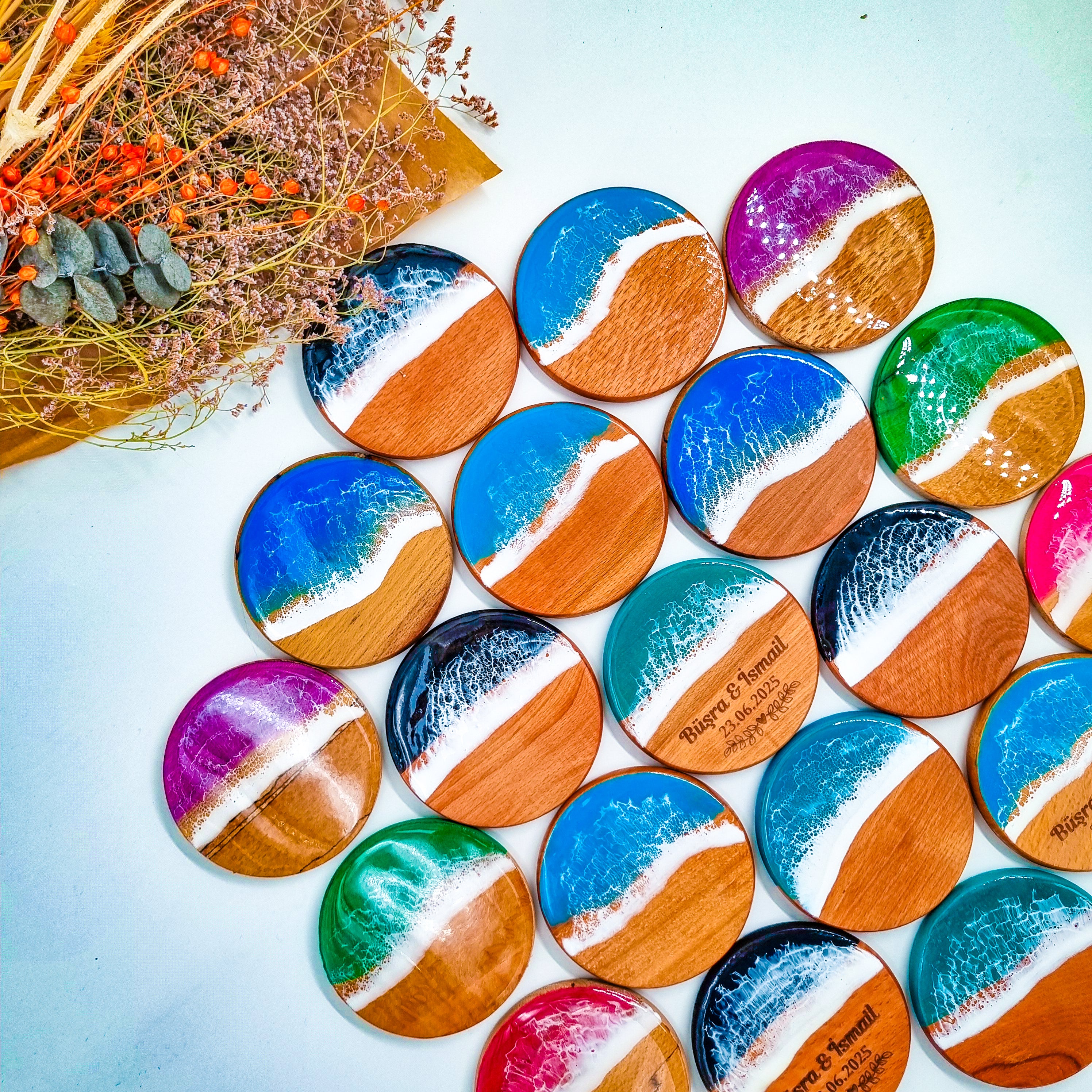 Kişiye Özel Epoksi Dalga Desenli Ahşap Bardak Altlığı