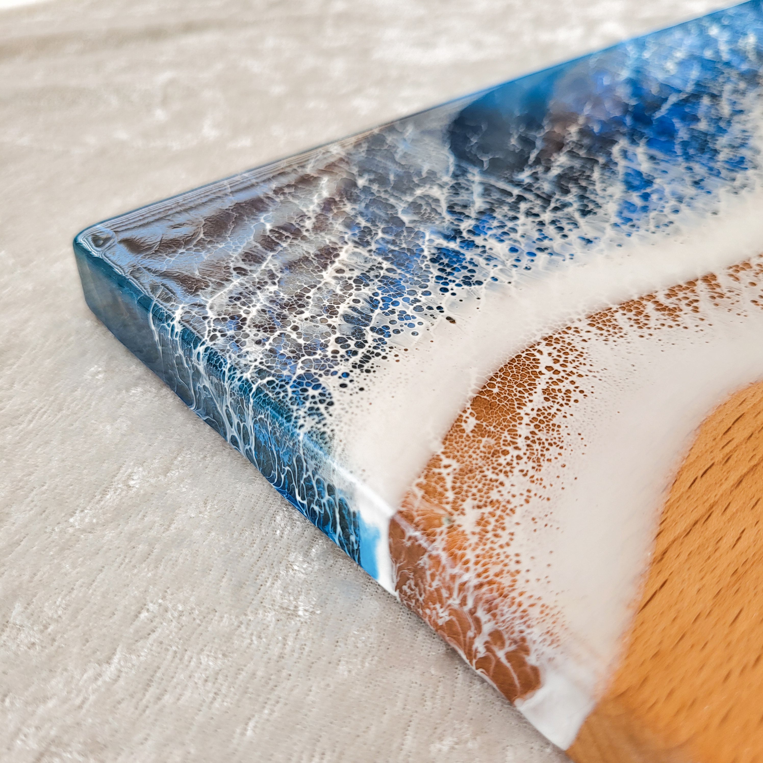 Kişiye Özel Epoksi Dalga Deseni Ahşap Sunumluk, Özel Günler İçin Hediye