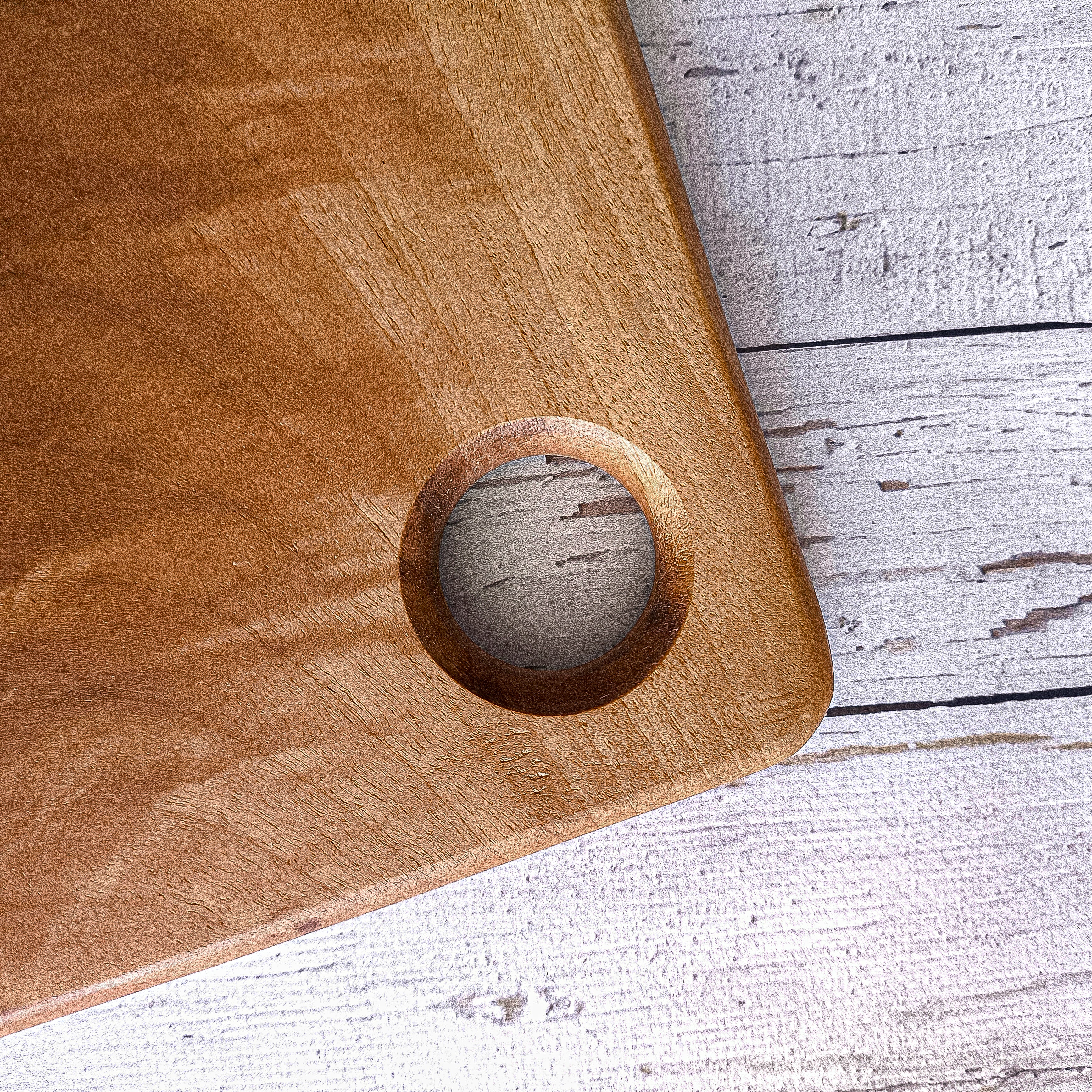 Kişiye Özel Ahşap Ceviz Kesme Tahtası İsim Kazımalı Mutfak Tahtası