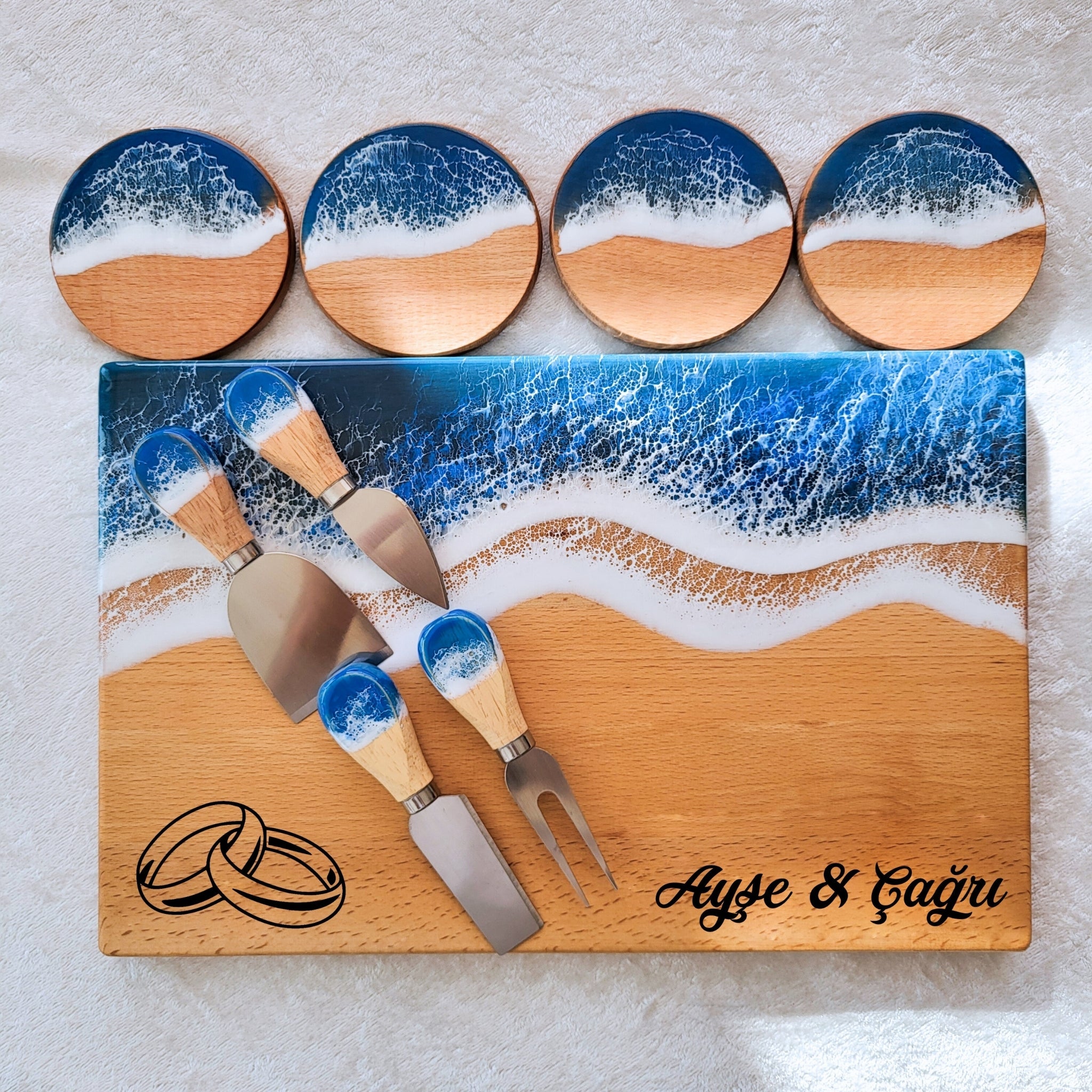 Kişiye Özel Epoksi Dalga Deseni Ahşap Sunumluk, Özel Günler İçin Hediye