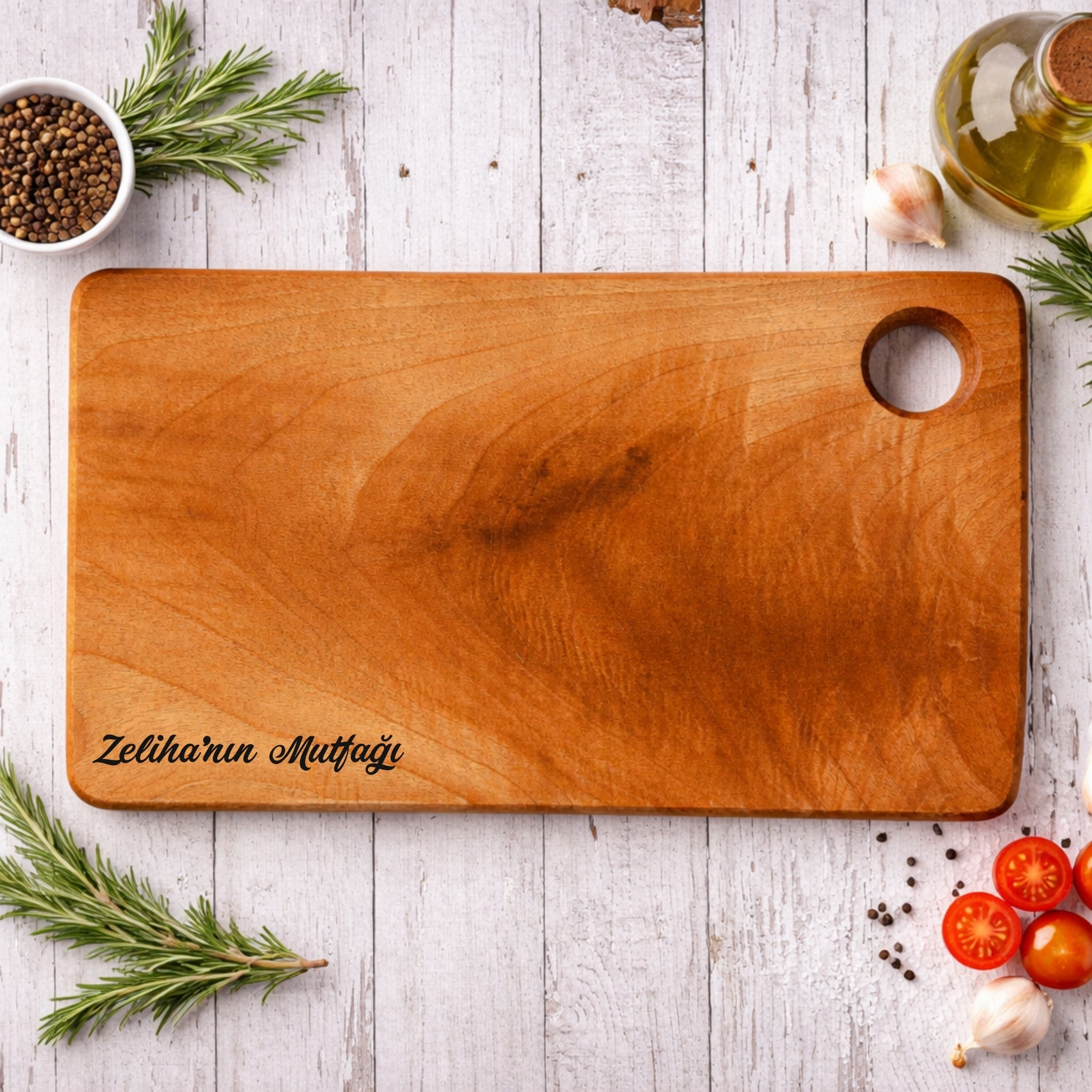 Kişiye Özel Ahşap Ceviz Kesme Tahtası İsim Kazımalı Mutfak Tahtası